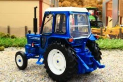 43308 Britains Ford 6600 2WD Tractor -Britains 43308BritainsFord66002WDTractorrevisedpic5