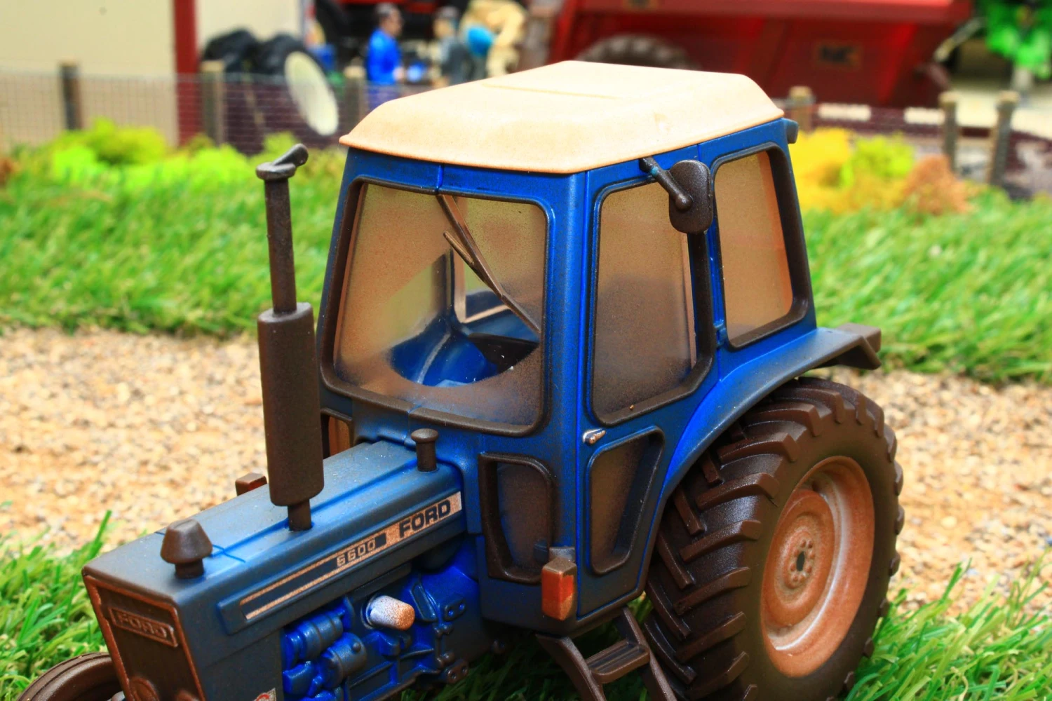 43308(W) Weathered Britains Ford 6600 2WD Tractor 7 43308(W) Weathered Britains Ford 6600 2WD Tractor - Image 5