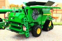 43310 Britains 'Prestige Collection' John Deere X9 1100 Combine Harvester -Britains 43310BritainsJohnDeereX91100CombineHarvesterPIC12