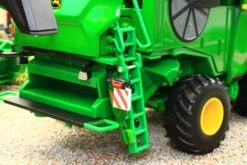 43310 Britains 'Prestige Collection' John Deere X9 1100 Combine Harvester -Britains 43310BritainsJohnDeereX91100CombineHarvesterPIC13