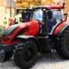 43315 Britains Limited Edition Valtra T254 Versu 70th Anniversary Tractor -Britains 43315BritainsLimitedEditionValtraT254Versu70thAnniversary4WDTractorPic1