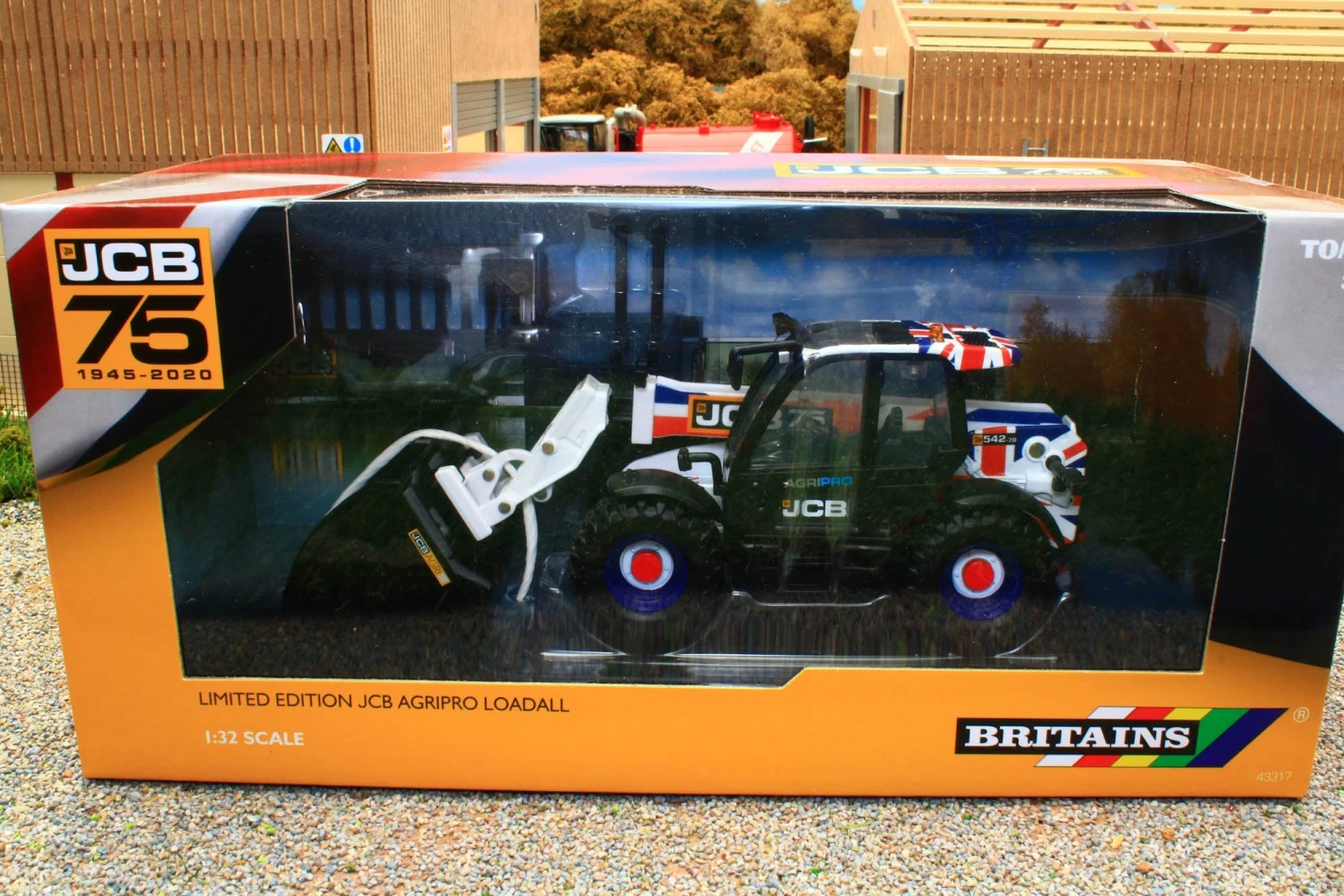 43317 Britains Limited Edition JCB Agri-Pro Loadall 75th Anniversary Union Jack Model ** 10% Off! ** 12 43317 Britains Limited Edition JCB Agri-Pro Loadall 75th Anniversary Union Jack Model ** 10% Off! ** - Image 10