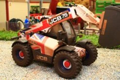 43317(W) Weathered Britains Limited Edition JCB Agri-Pro Loadall 75th Anniversary Union Jack Model NEW! 16 43317(W) Weathered Britains Limited Edition JCB Agri-Pro Loadall 75th Anniversary Union Jack Model NEW! -Britains 43317 W WeatheredBritainsLimitedEditionJCBAgri ProLoadall75thAnniversaryUnionJackModelPic4