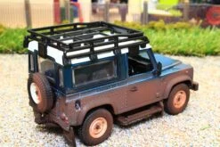 43321 Britains Muddy Land Rover Defender -Britains 43321BritainsMuddyLandRoverDefender90withroofrackandwinchNewPic8