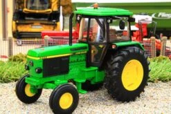 43326 Britains Limited Edition John Deere 3350 2WD Tractor 16 43326 Britains Limited Edition John Deere 3350 2WD Tractor -Britains 43326BritainsLimtedEditionJohnDeere33502WDTractorPic2