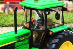 43326 Britains Limited Edition John Deere 3350 2WD Tractor 23 43326 Britains Limited Edition John Deere 3350 2WD Tractor -Britains 43326BritainsLimtedEditionJohnDeere33502WDTractorPic9