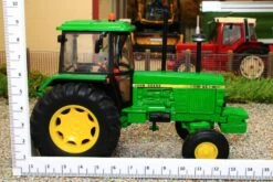 43327 Britains Limited Edition John Deere 3140 2WD Tractor ** 15% Off ** 35 43327 Britains Limited Edition John Deere 3140 2WD Tractor ** 15% Off ** -Britains 43327BritainsLimtedEditionJohnDeere31402WDTractorPic17