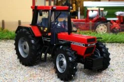 43328 Britains Limited Edition Case IH 956 XL 4WD -Britains 43328BritainsLimitedEditionCaseIH956XL4WDTractorPic9