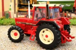 43329 Britains Limited Edition International IH 1056 XL 4WD Tractor -Britains 43329BritainsLimitedEditionInternationalIH1056XL4WDTractorPic9