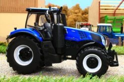 43339 Britains New Holland T8-435 Genesis Tractor 17 43339 Britains New Holland T8-435 Genesis Tractor -Britains 43339BritainsNewHollandT8.435Genesis4WDTractorRevisedPic4
