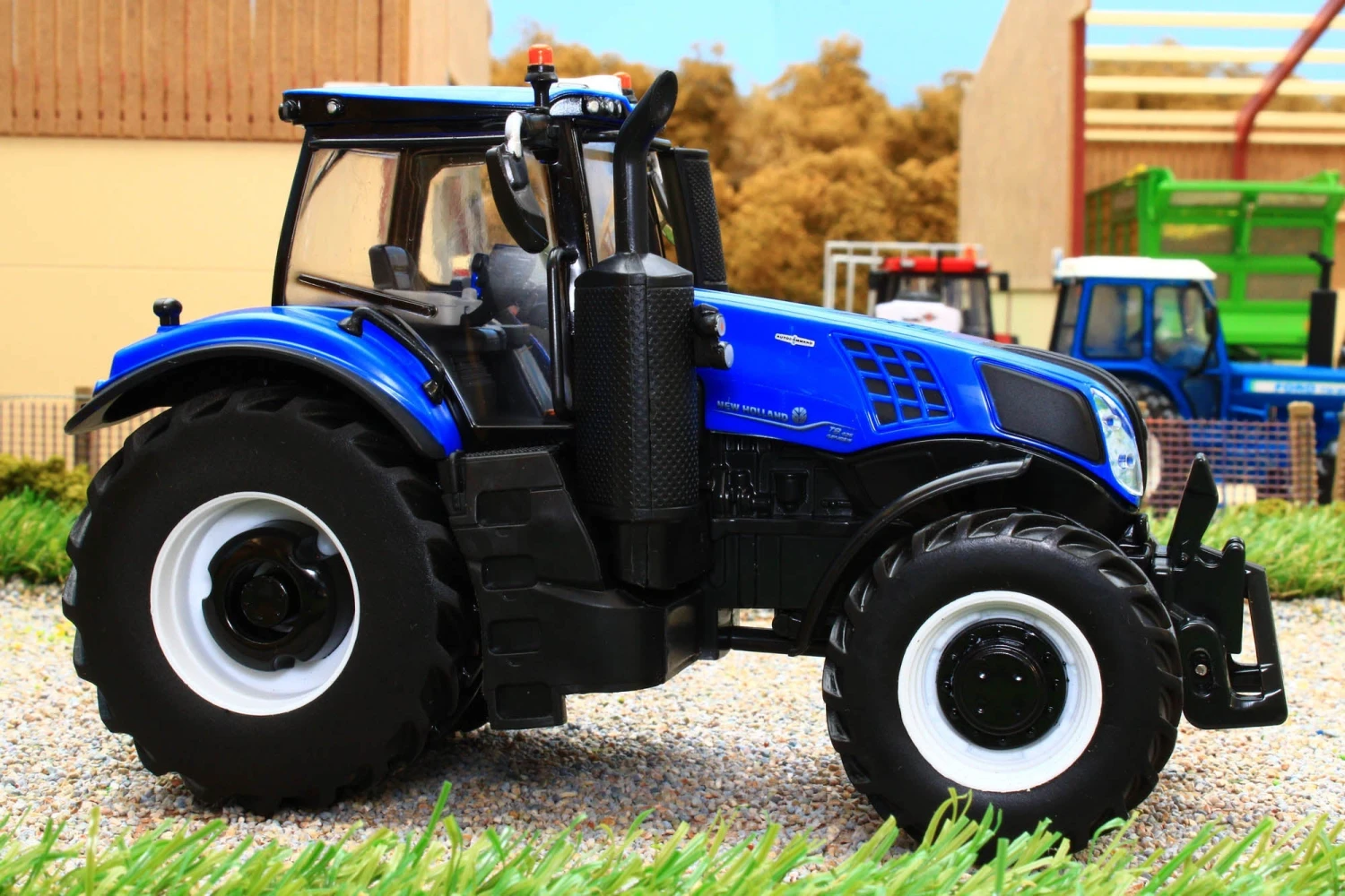 43339 Britains New Holland T8-435 Genesis Tractor 6 43339 Britains New Holland T8-435 Genesis Tractor - Image 4