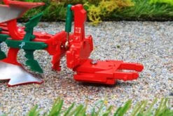 43344 Britains Kverneland Variomat 2300 S 4 Furrow Reversible Plough NEW! -Britains 43344BritainsKvernelandVariomat2300S4FurrowReversiblePloughRevPic7