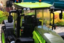 43350 Britains 1:32 Scale JCB Fasttrac 4220 Supercooler 4WD Tractor Special PROFI Limited Edition In Green -Britains 43350Britains132ScaleJCBFasttrac4220Supercooler4WDTractorSpecialPROFILimtedEditioninGreenPic15