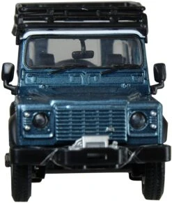 Britains 1: 32 Land Rover Defender Blue With Roof Rack & Winch - Collectable Farm Vehicle 4x4 Car Toy - Suitable From 3 Years -Britains 71F WeDhDBL. AC SL1500