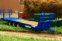 43218 Britains Kane Triple-Axle Bale Trailer With 7 X Bales -Britains B43218 BRITAINS KANE BALE TRAILER WITH BALES PIC 9
